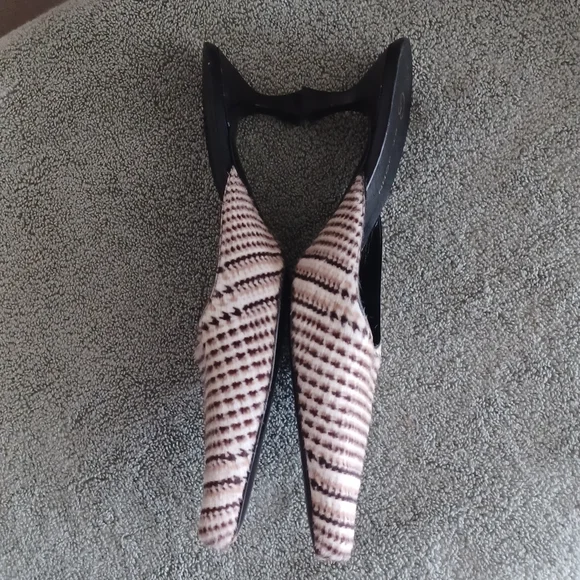 ST JOHN Shoes Size 71/2 - Picture 2 of 5